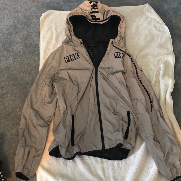 PINK limited release wind breaker - Picture 2 of 5